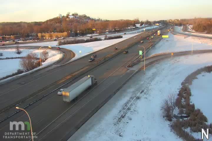 Lakeville: I-35 NB @ Co Rd