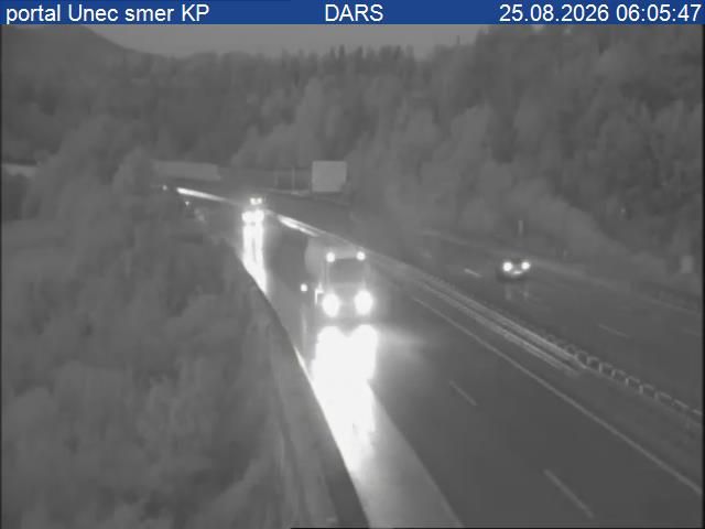 Cerknica: A1/E61/E70, Ljubljana - Koper, portal Unec