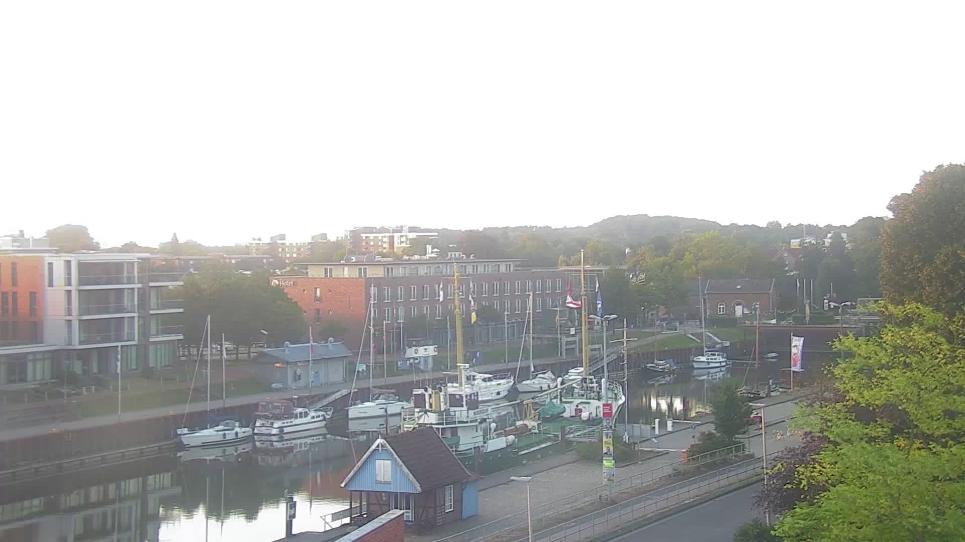 Stade: Livespotting - Webcam mit dem Stadthafen in - an der Elbe