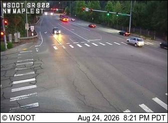 Issaquah: SR 900 at MP 21.2: Maple St