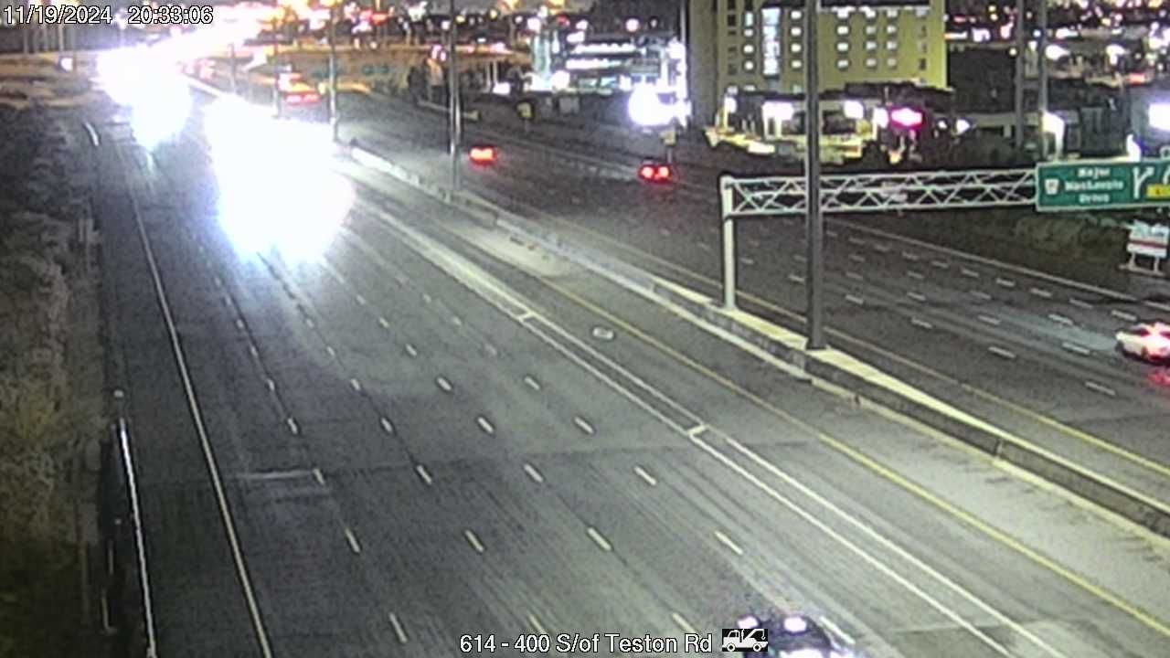 Vaughan: Highway 400 south of Teston Road