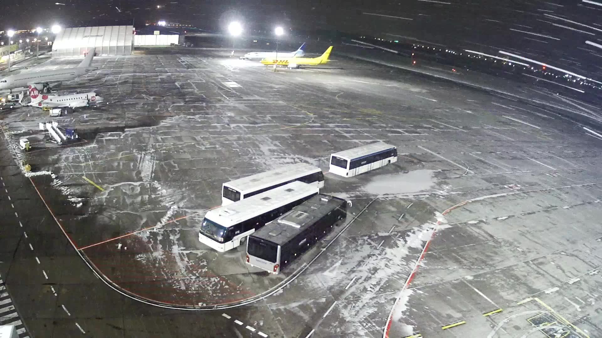 Gdansk: HD webcam - Airport