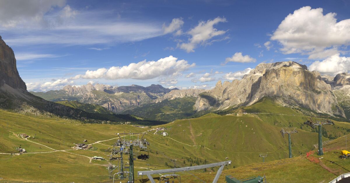 Webcam Campitello di Fassa: PANOMAX Campitello di Fassa - Col Rodella