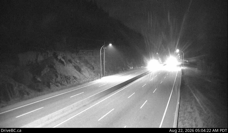 Fraser Valley Regional District › North: Hwy 5, about 7 km north of Zopkios Brake Check, looking north