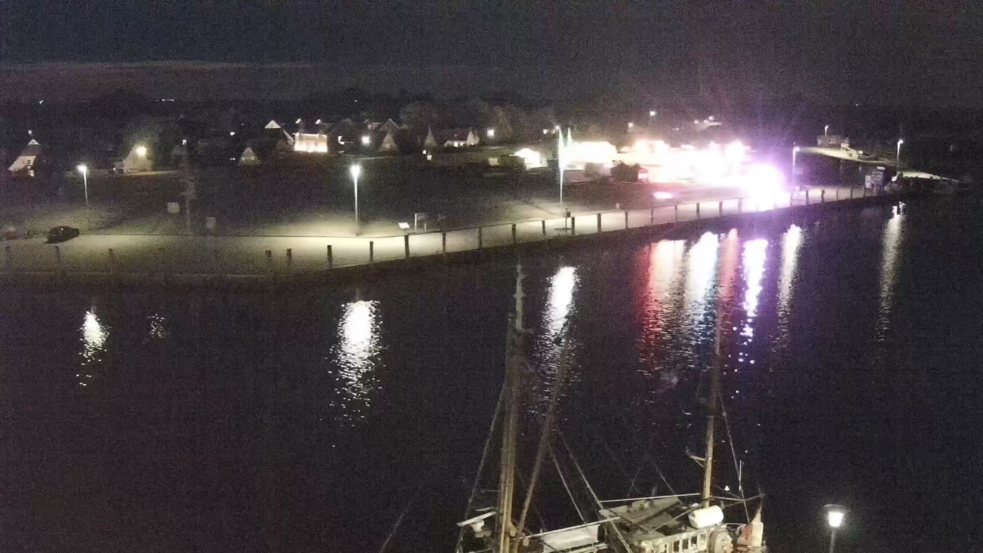 Krummhorn: Livespotting - Webcam am einzige Hafenort an der Leybuch aus Greetsiel