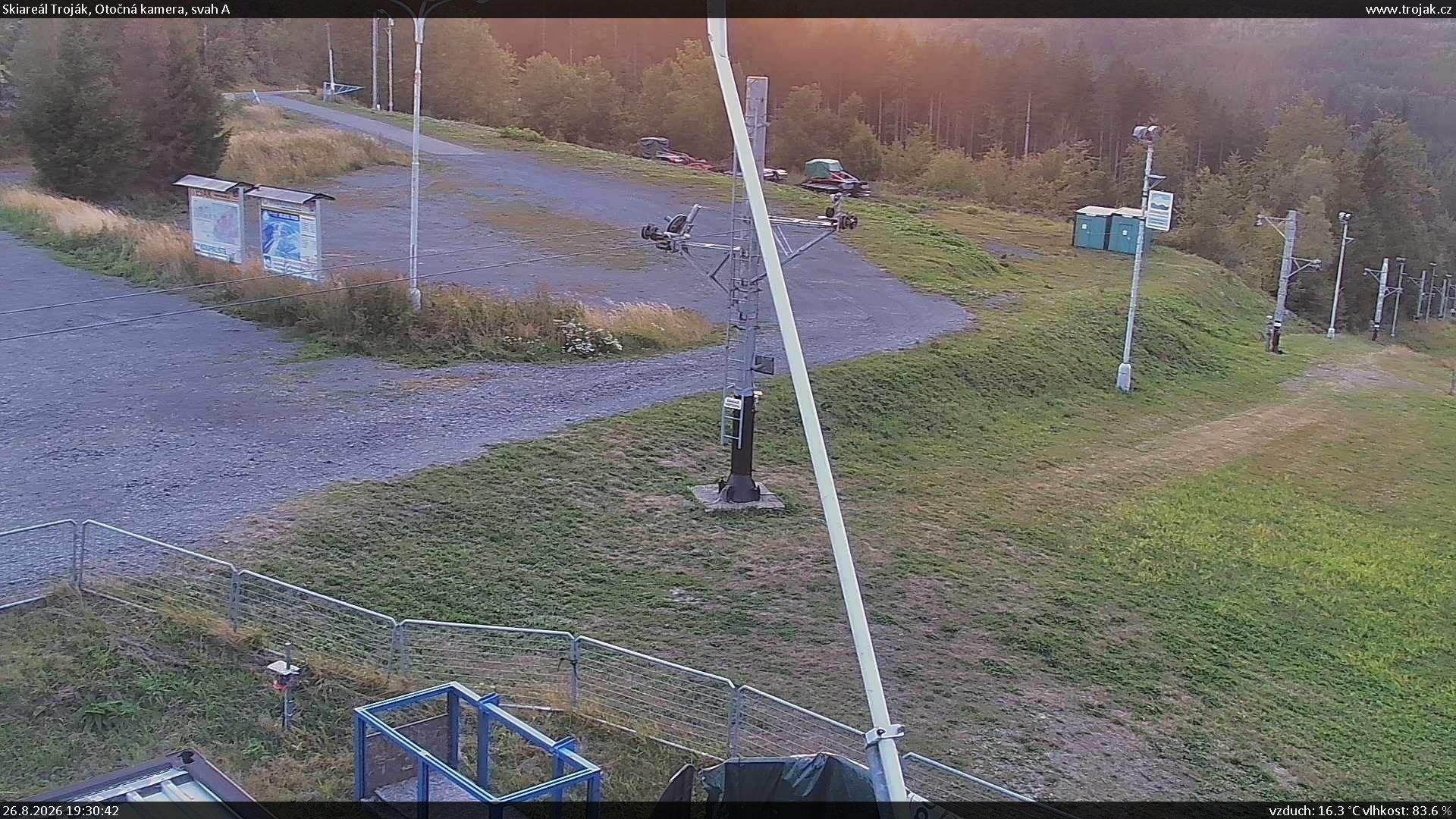 Hostalkova: Ski Center Trojak