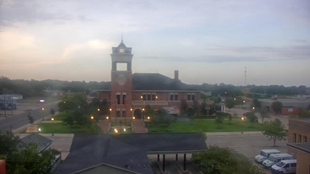 Webcam Navasota, Texas: City Hall