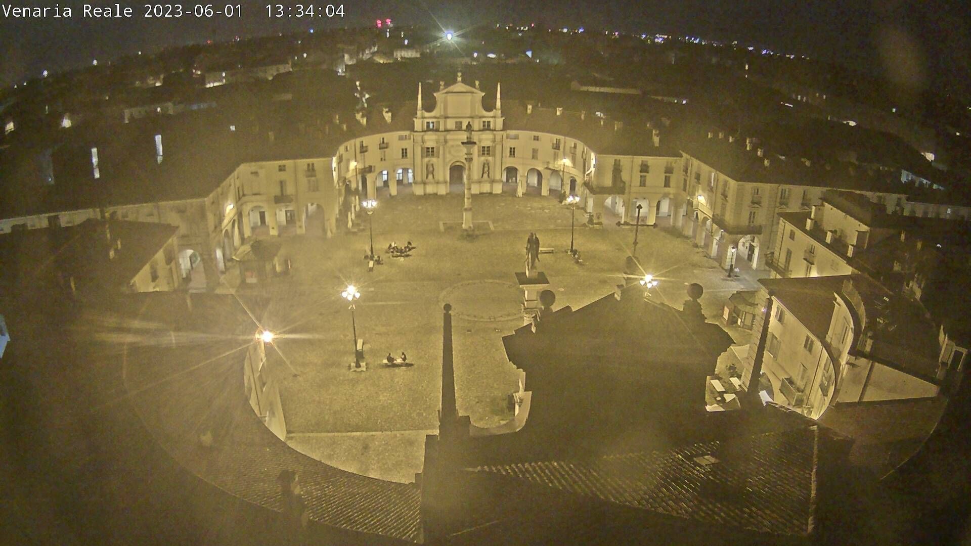 Venaria Reale: piazza Annunziata
