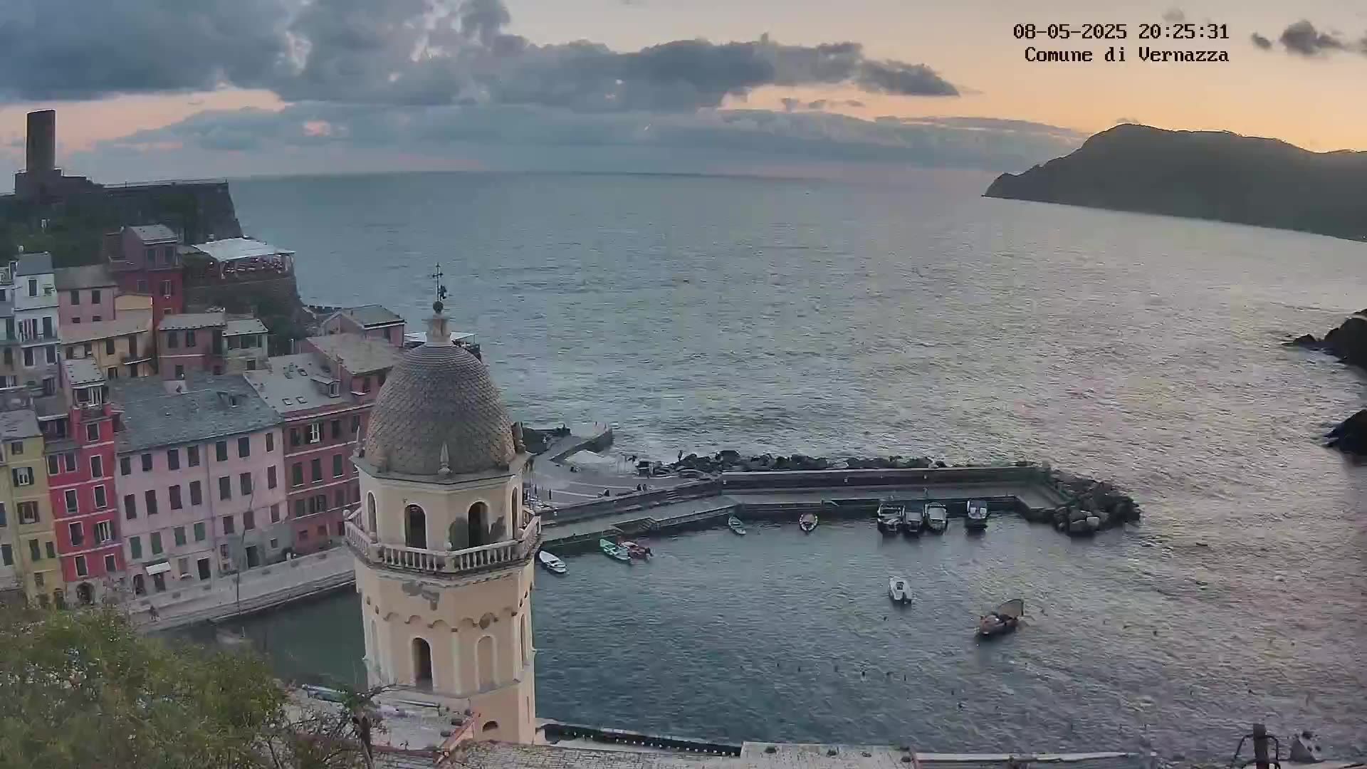 Vernazza › South