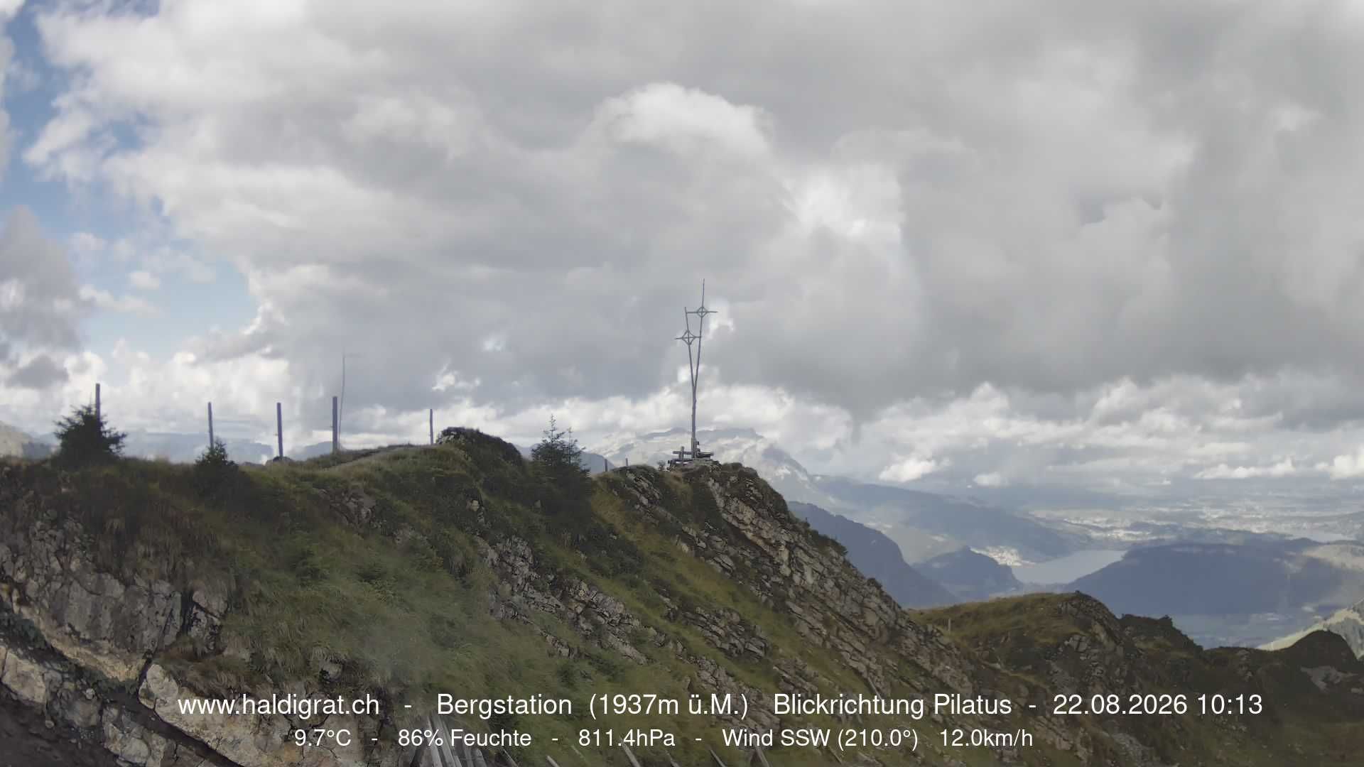 Wolfenschiessen: Bergstation Haldigrat (1937m) Blickrichtung West - Pilatus