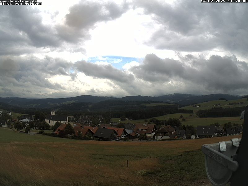 Menzenschwand-Vorderdorf: Breitnau mit Panorama Feldberg