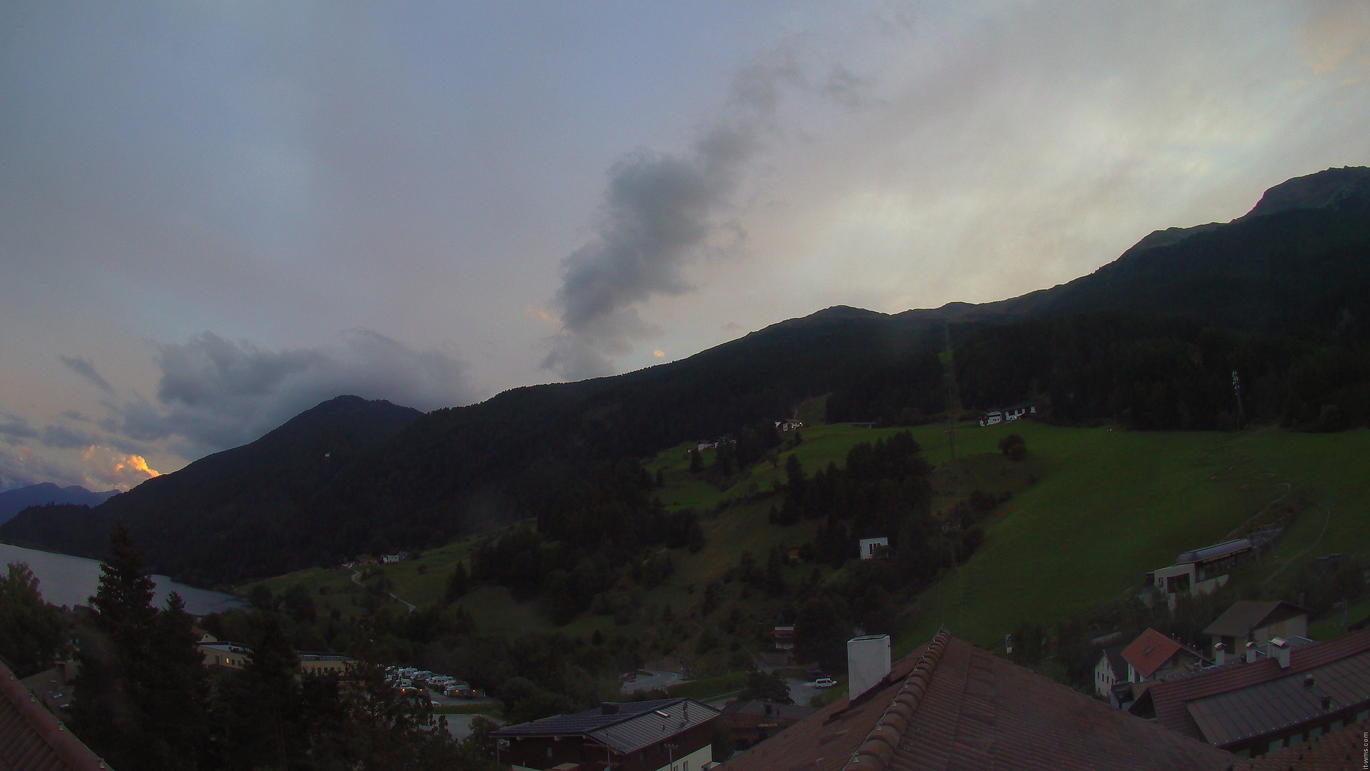 Webcam St. Valentin auf der Haide: Panocam Aparthotel Mountain Living - Haider Alm, Haidersee