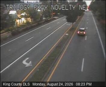Clyde Hill: Novelty Hill Road NE at Trilogy Parkway NE