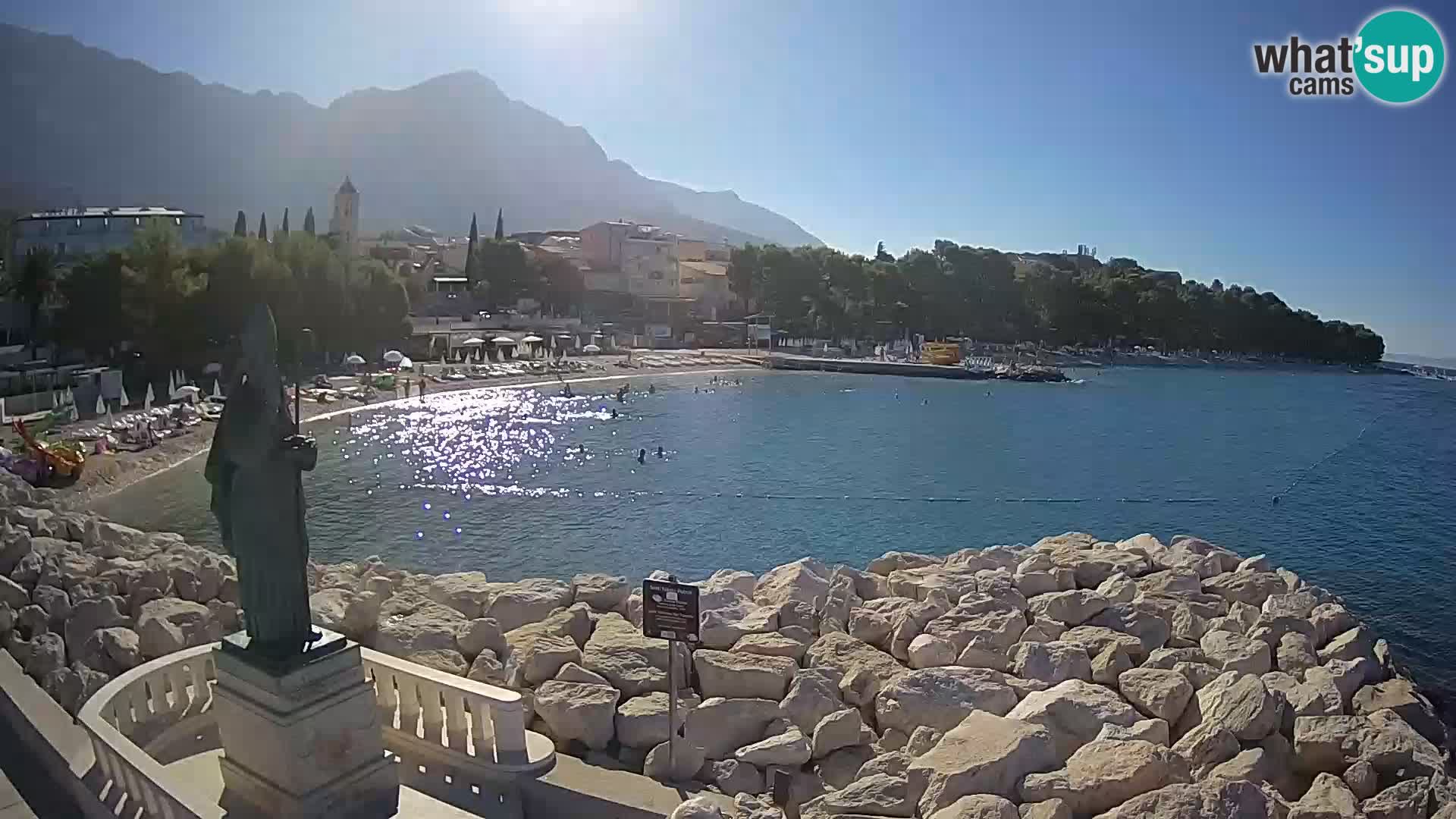 Webcam Baška Voda: Livestream Saint Nikola and Beach