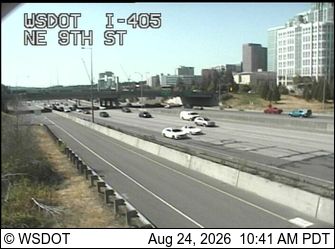 Bellevue: I-405 at MP 13.9: NE 9th St