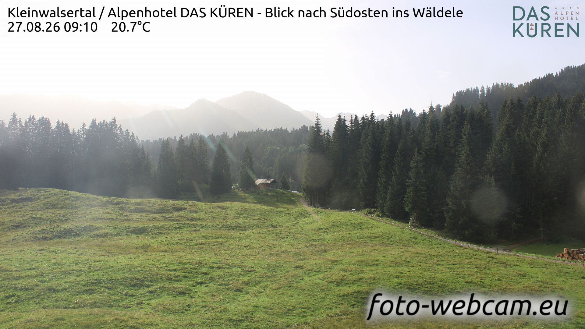 Kleinwalsertal: Alpenhotel DAS KÜREN - Blick nach Südosten ins Wäldele