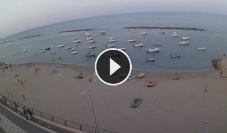 Webcam Torre Melissa: Beach View