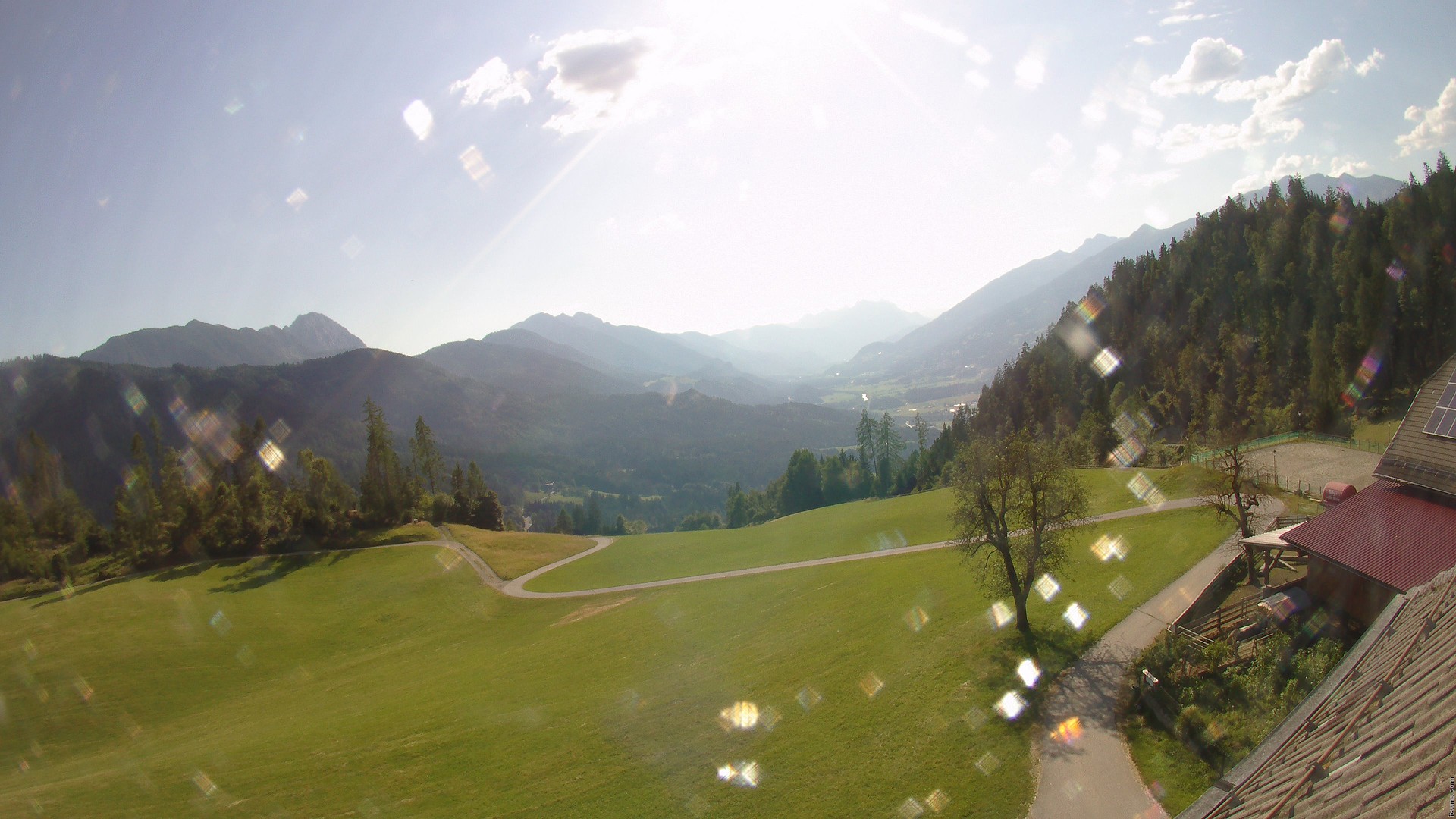 Webcam Weißensee: Panoramakamera Erlebnishof Tschabitscher