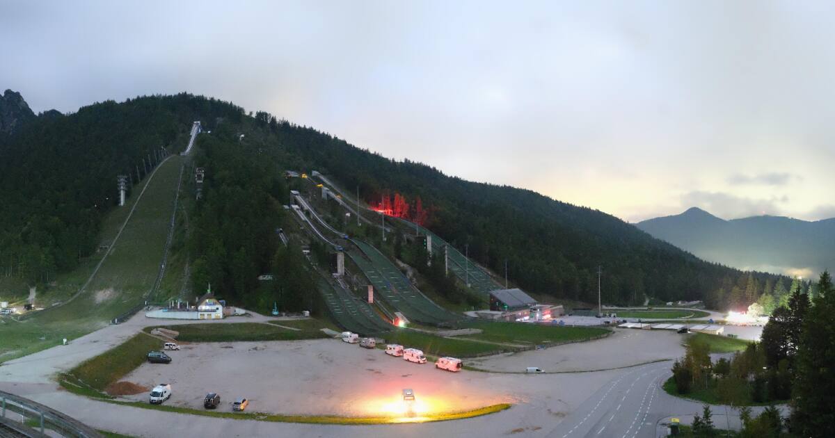 Webcam Rateče Planica: PANOMAX Nordijski center Planica