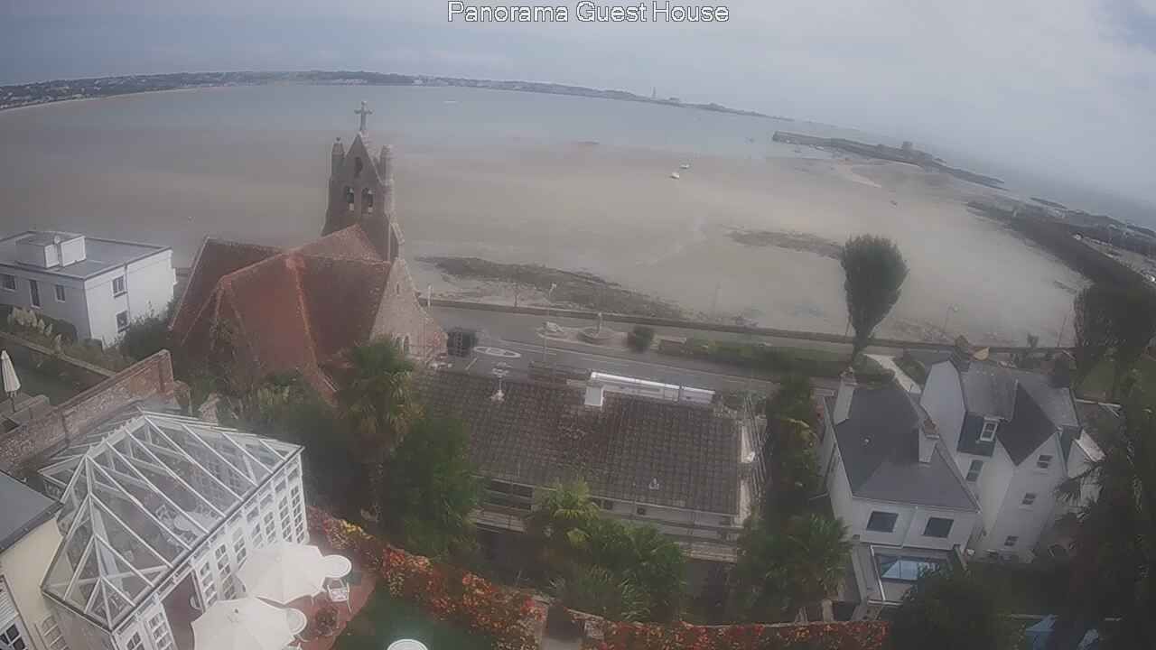 St. Brelade › South-East: Baie de Saint-Aubin