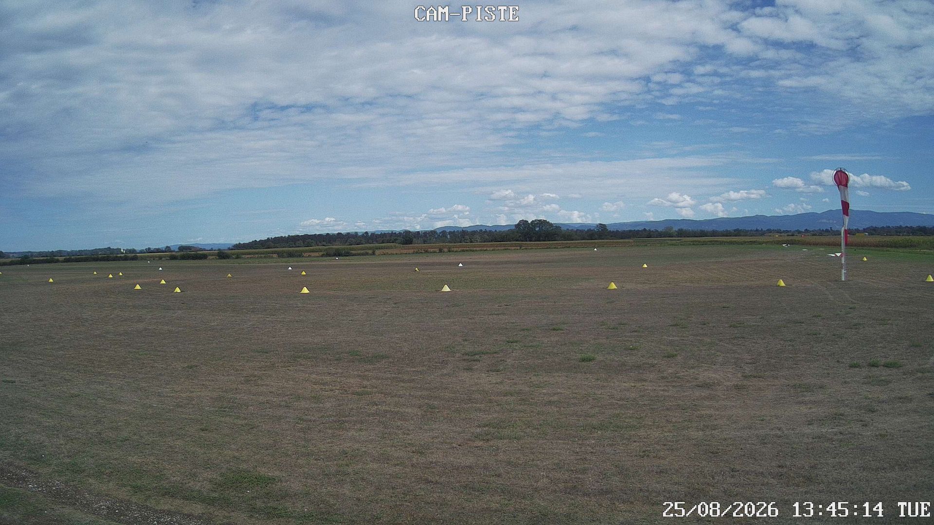 Perouges › East: Aérodrome de Pérouges - Meximieux