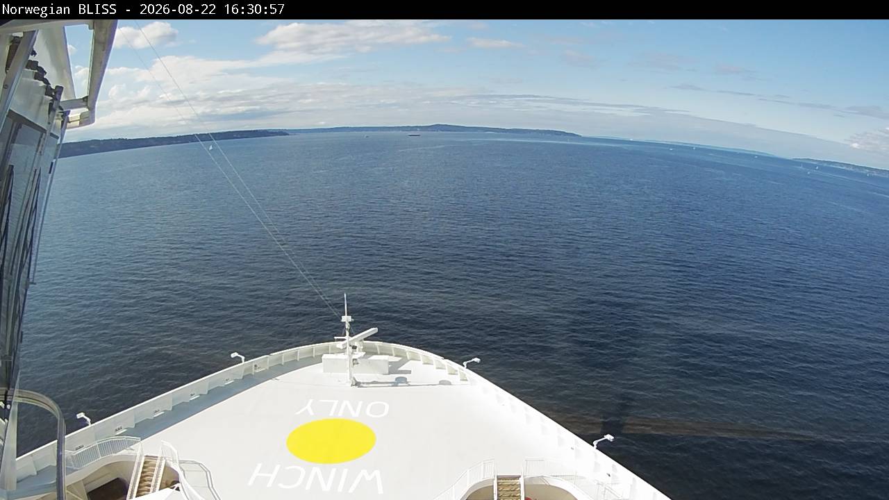 Webcam Norwegian Bliss: Live at Sea
