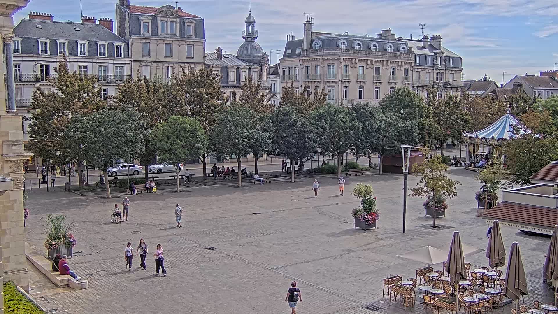 Webcam Troyes: Place Alexandre Israël
