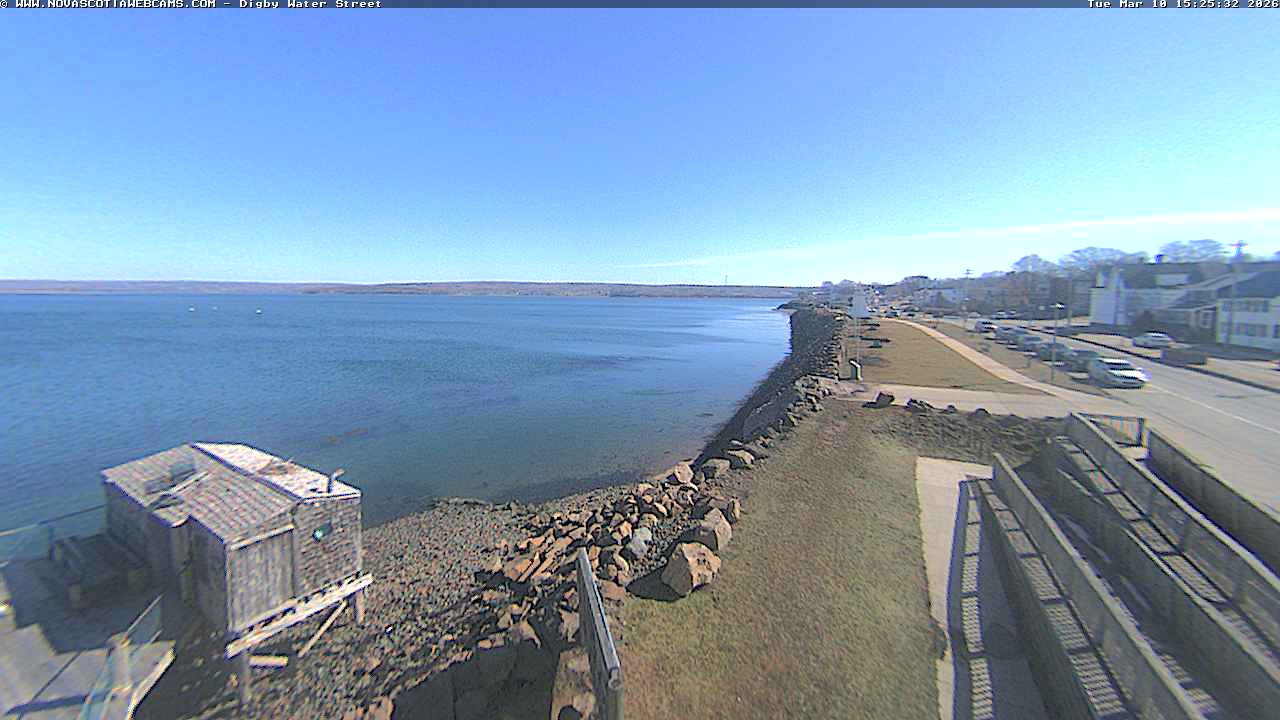 Webcam Digby: Digby Water Street