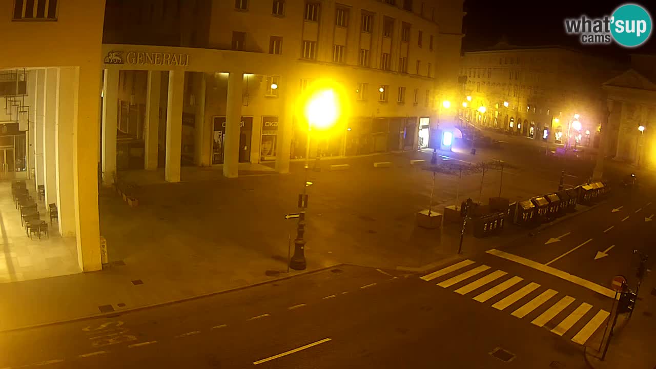 Webcam Trieste: HD Stream Borsa Square