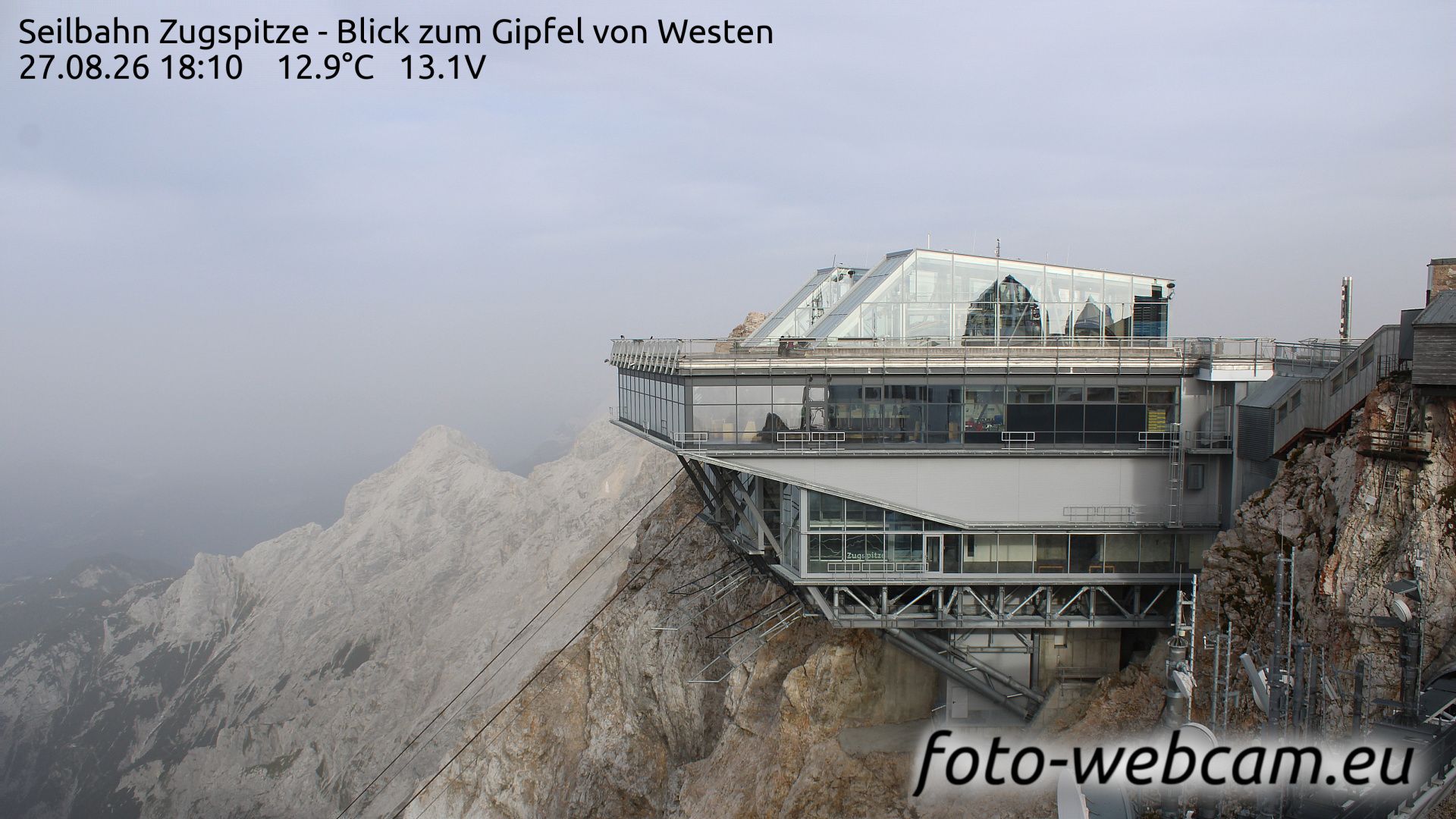 Grainau: Seilbahn Zugspitze - Blick zum Gipfel von Westen