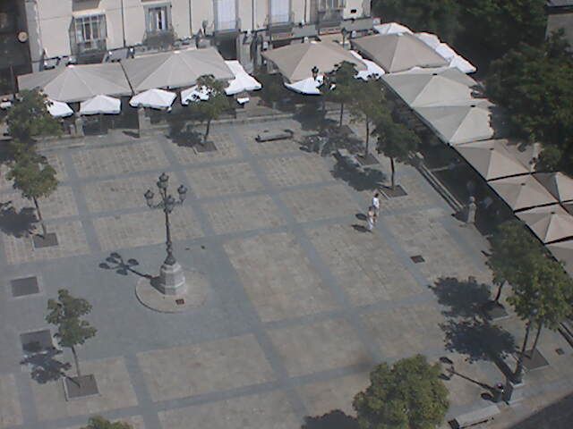 El Escorial: San Lorenzo de - Plaza de la Constitucion