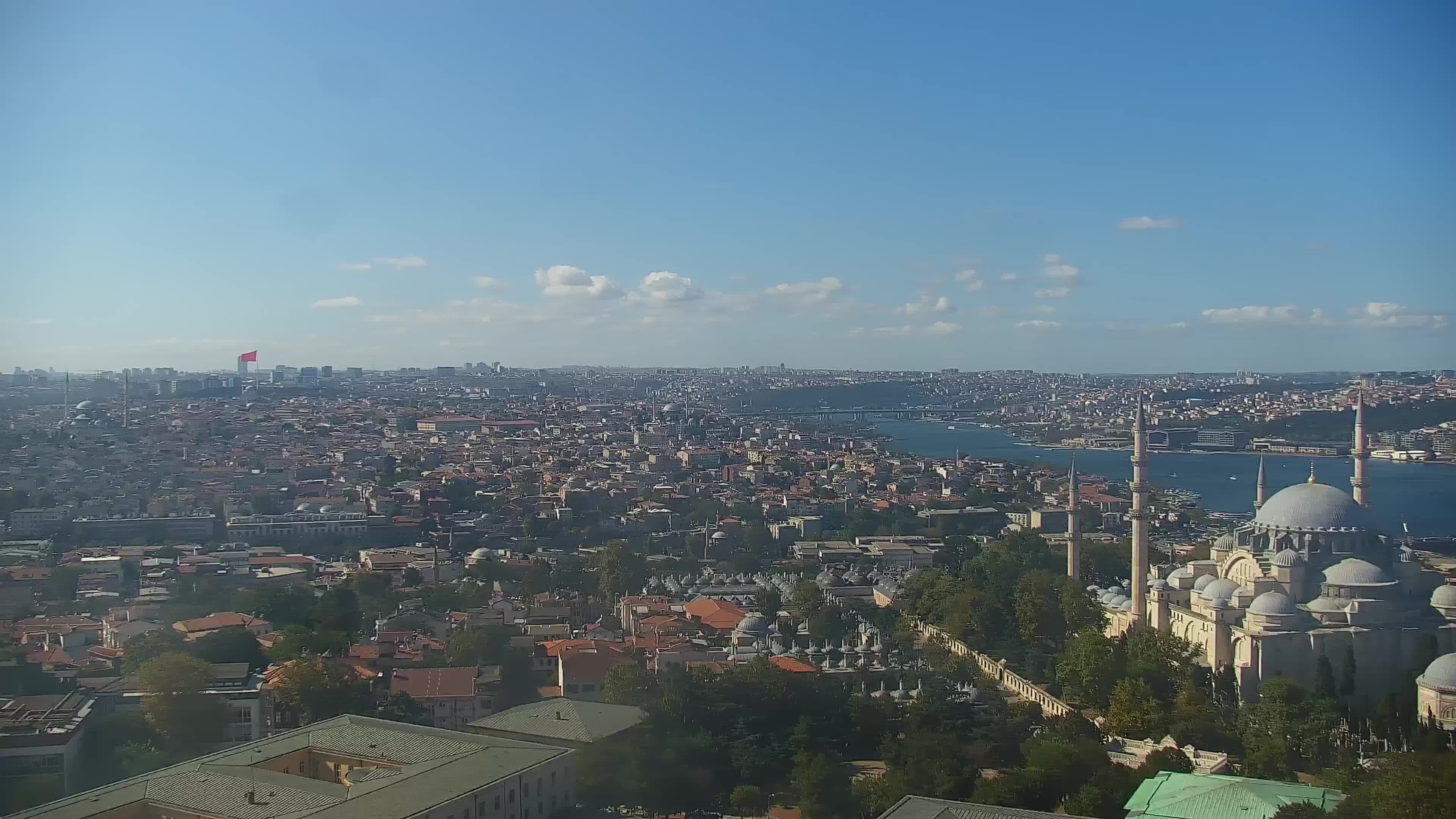 Webcam Istanbul: Panorama over Istanbul