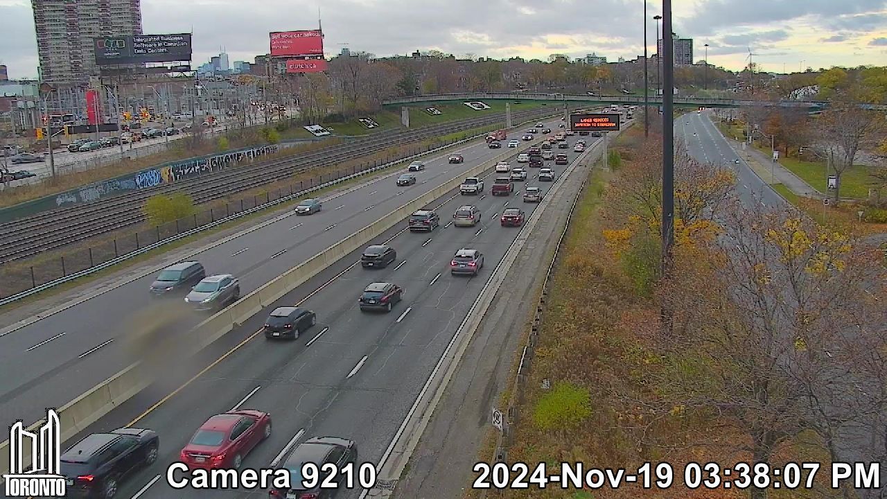 Old Toronto: Gardiner Expwy near Parkside Dr