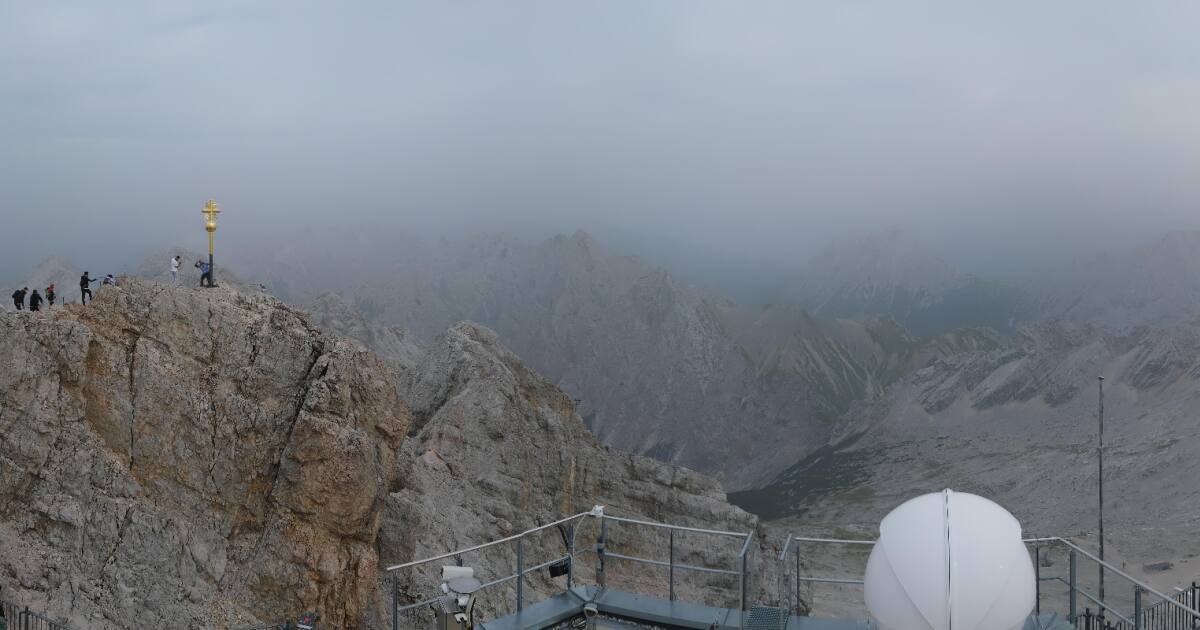 Webcam Zugspitze: 360° Summit Panorama