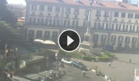 Webcam Naples: Piazza dei Martiri