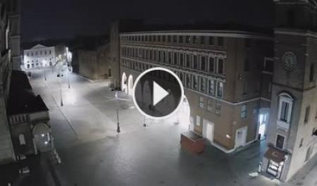 Webcam Ferrara: Piazza Trento e Trieste