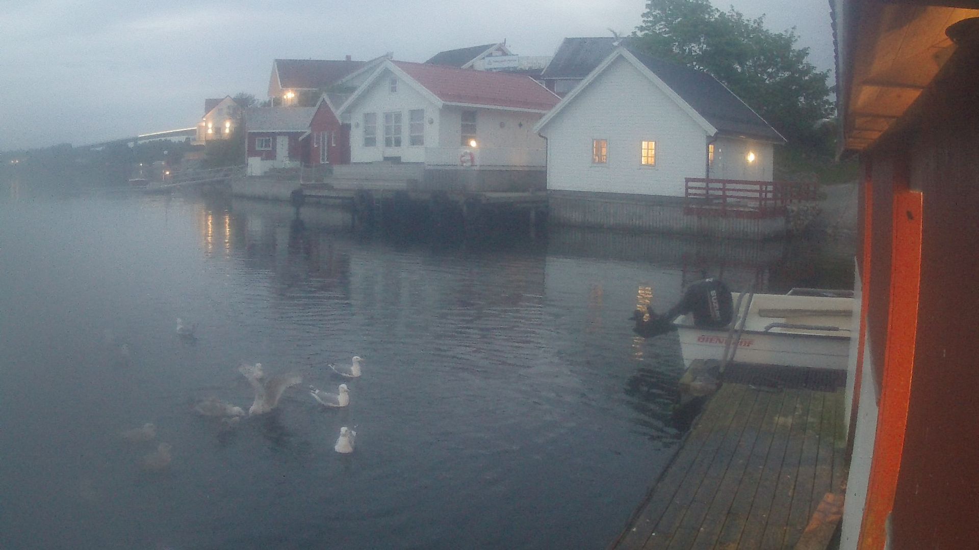 Hammarvika › South-East: Dolmsundet