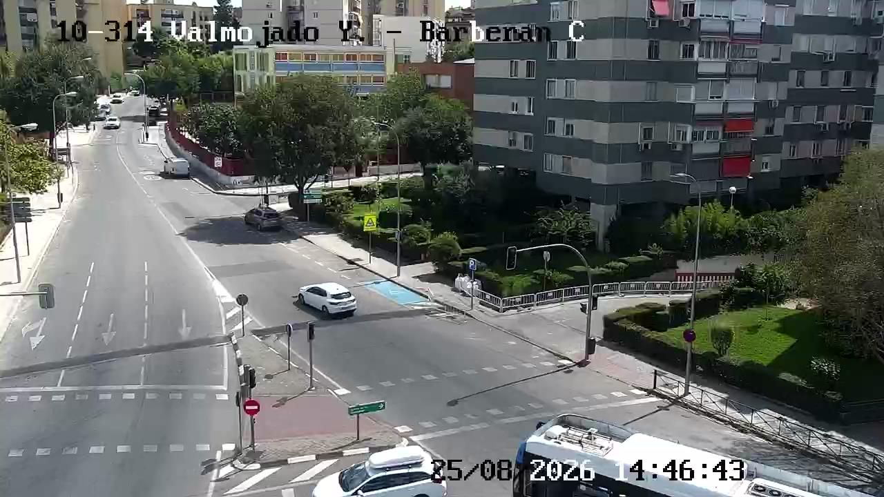 Aluche: VALMOJADO YE�BENES - BARBERA�N COLLAR