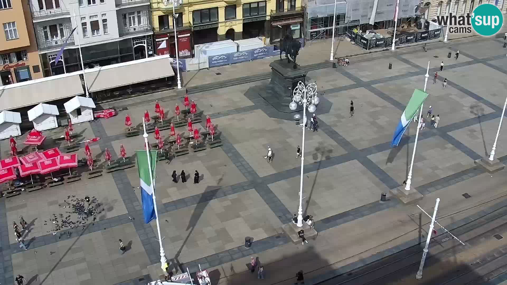Webcam Zagreb: Ban Jelačić - Hotel Dubrovnik