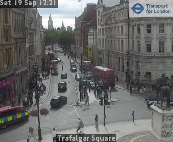 Webcam London: Traffic Trafalgar Square