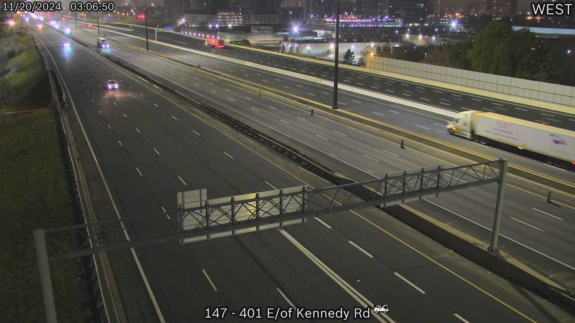 Scarborough: Highway 401 near Midland Avenue