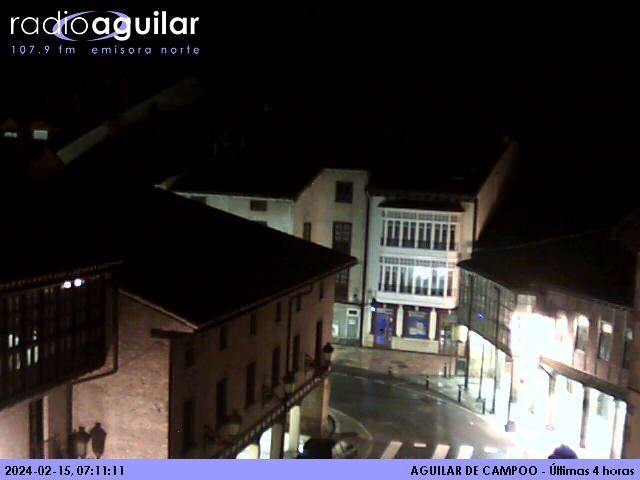 Aguilar de Campoo › North-East: Calle del Mercado - Palencia