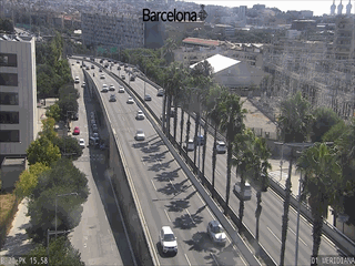 Barcelona: Ronda de Dalt at Velòdrom (looking to SW with Tibidabo Mt. at the end)