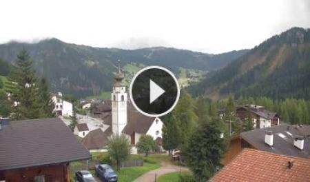 Webcam Colfosco: View over Colfosco