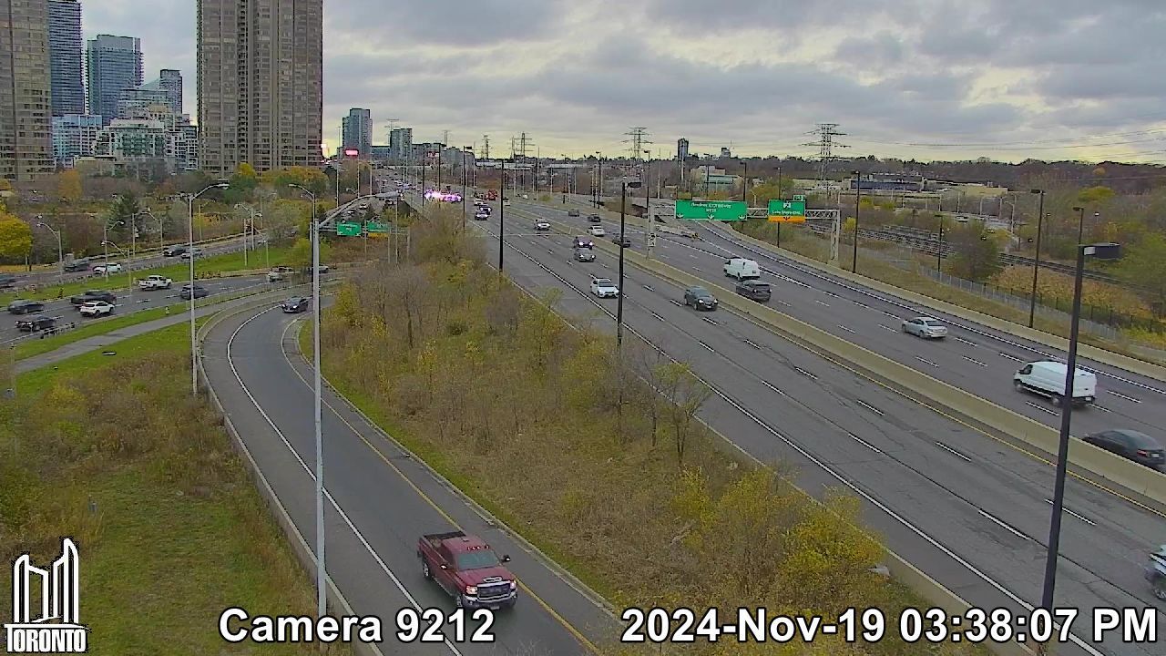 Old Toronto: Gardiner Expwy near South Kingsway