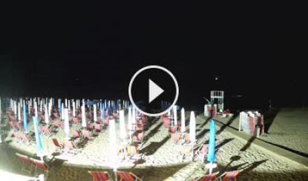 Webcam Tirrenia: Beach of Tirrenia