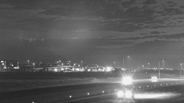 Balzac: Hwy 2: North of - Overpass south of Airdrie