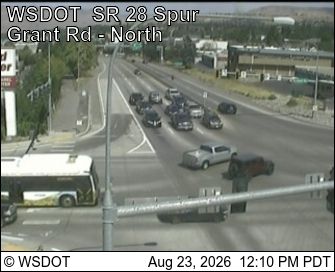East Wenatchee › North: SR 28 Spur at MP 0.2 looking North