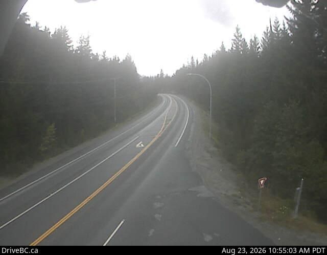 Whistler Resort Municipality › North: Hwy 99, about 13 km north of Whistler at Riverside Drive, looking north