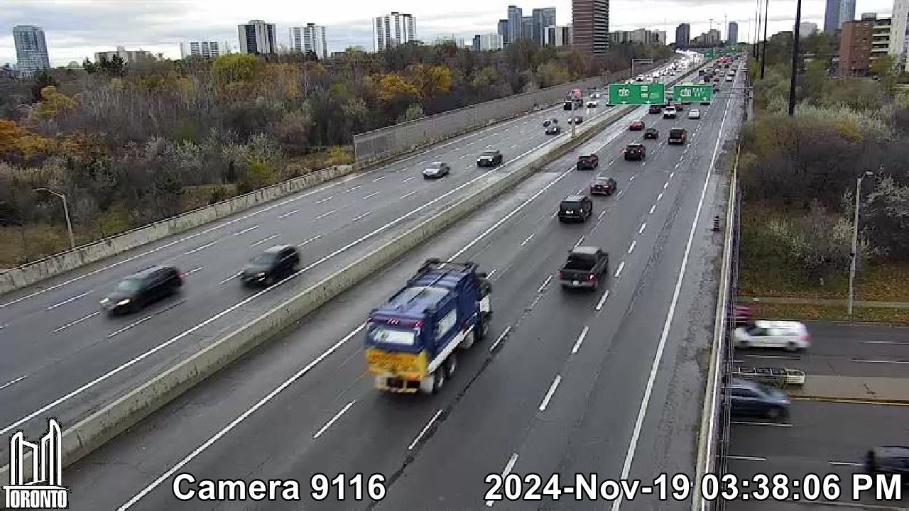 Toronto: Don Valley Parkway near York Mills Rd
